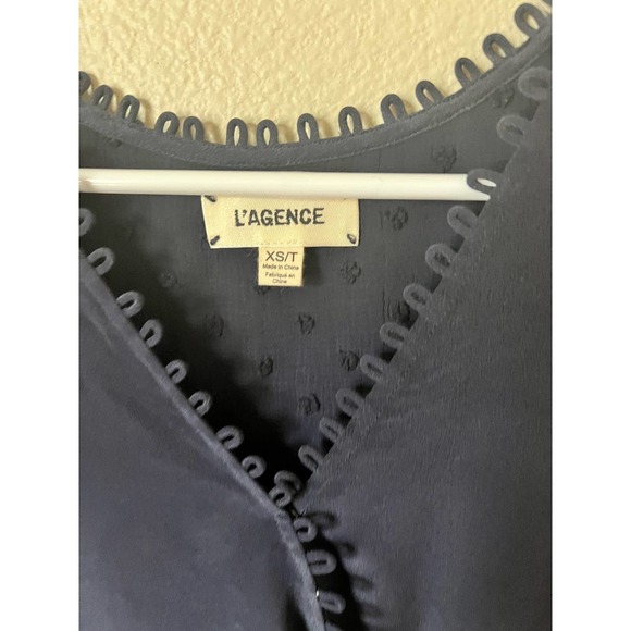 L'AGENCE Mila Silk Draped Wrap Tank Blouse Top Navy Blue Swiss Dot XS - Picture 3 of 4